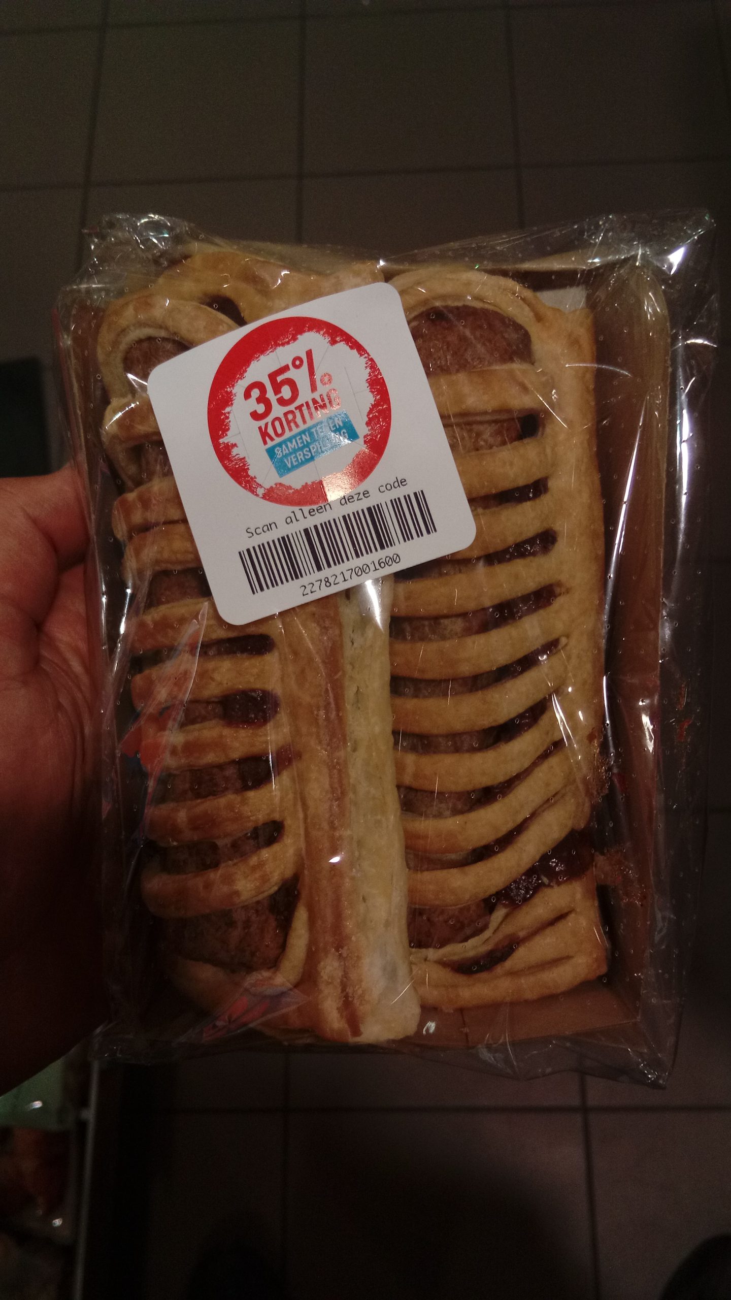 Het beste frikandelbroodje haal je bij deze supermarkt